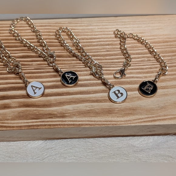 Stanley Cup Initial Charms - Picture 12 of 14